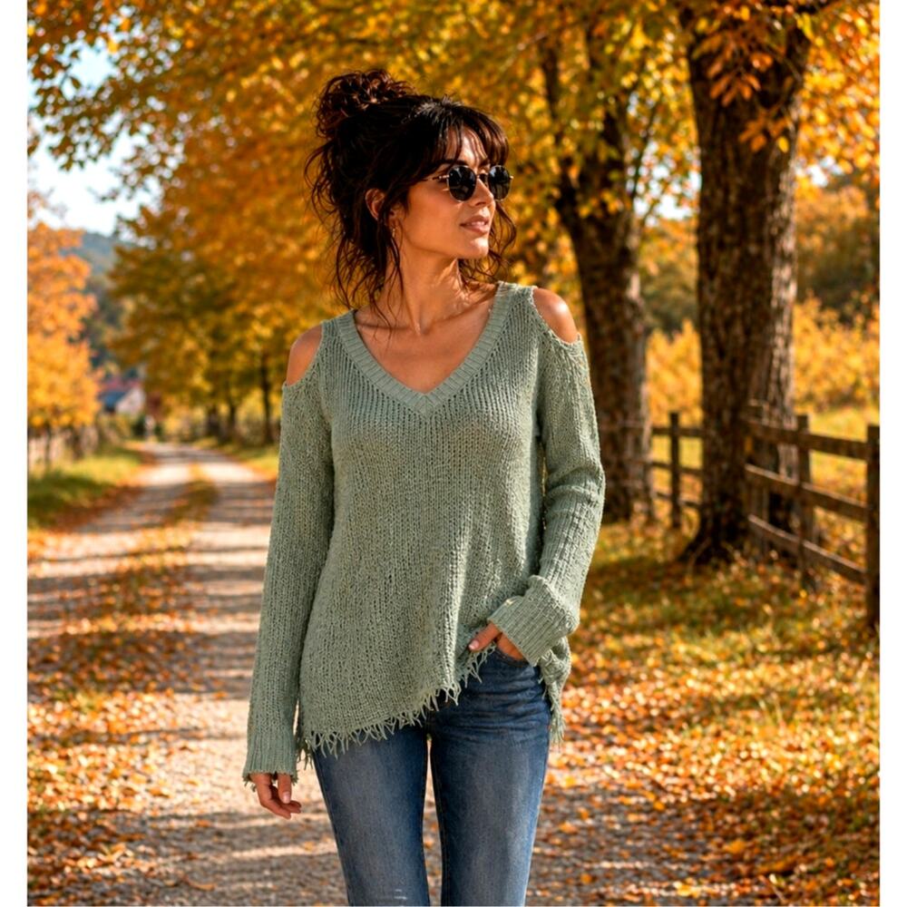 SideFeels Womens V Neck, Cold Shoulder Knitted Sweater - Mint Green - size L